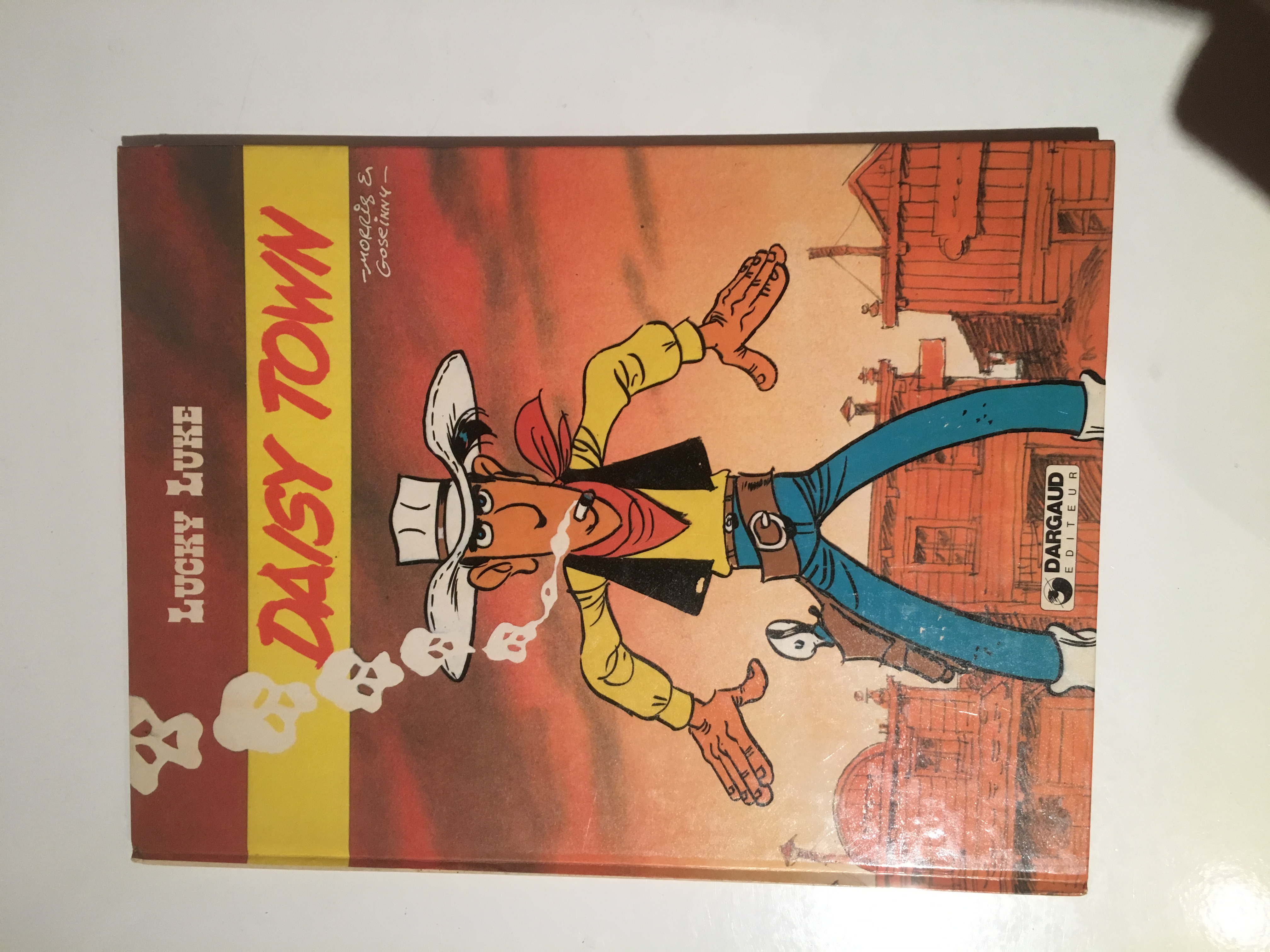11 Albums Lucky Luke – Éditions Dargaud – INFO COLLECTION